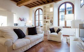 Signoria Suite 24th